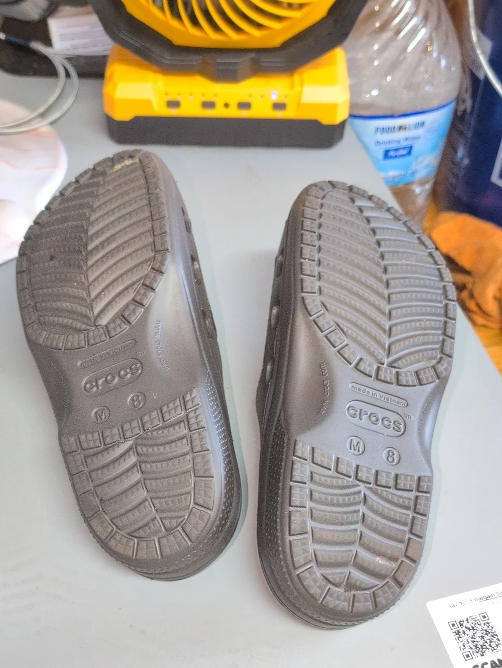 Crocs Sz.8) Slide Sandals in Brown — Casual Men’s Slip-Ons